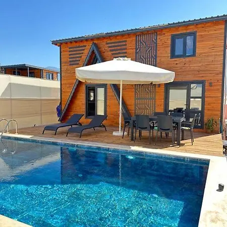 Villa Karatuerkmen Wooden Demre